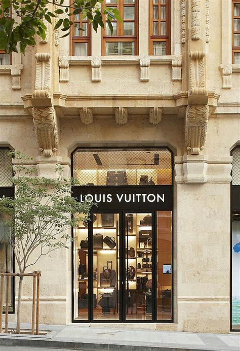 louis vuitton scuoia i coccodrilli|Find Louis Vuitton Stores in Singapore .